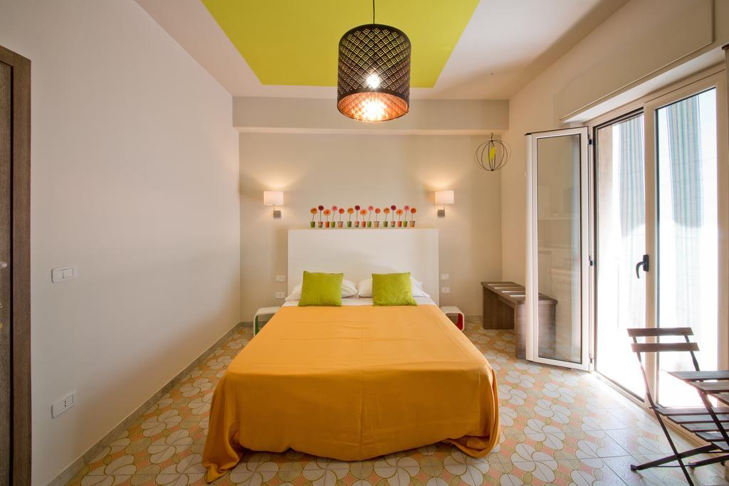 B&B Il Quadrato Марина-ди-Скьявонеа Экстерьер фото