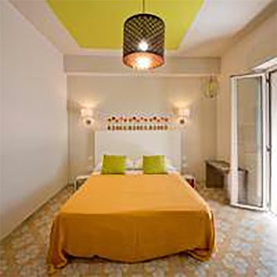 B&B Il Quadrato Марина-ди-Скьявонеа Экстерьер фото